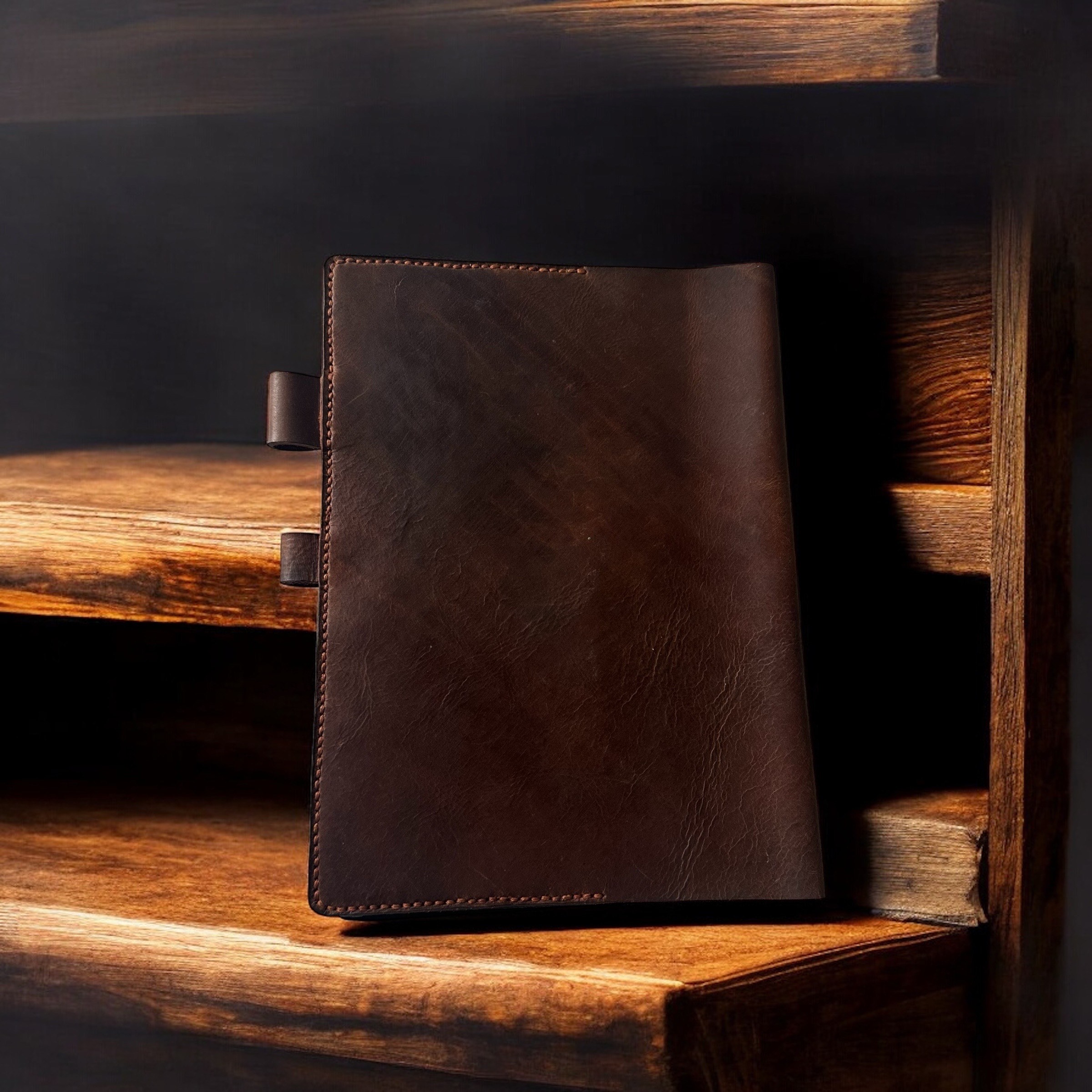 st01 — genuine leather diary (brown, button closure) st01 — genuine leather diary (brown, button closure)